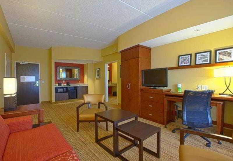 Courtyard By Marriott Hagerstown Hotel Phòng bức ảnh