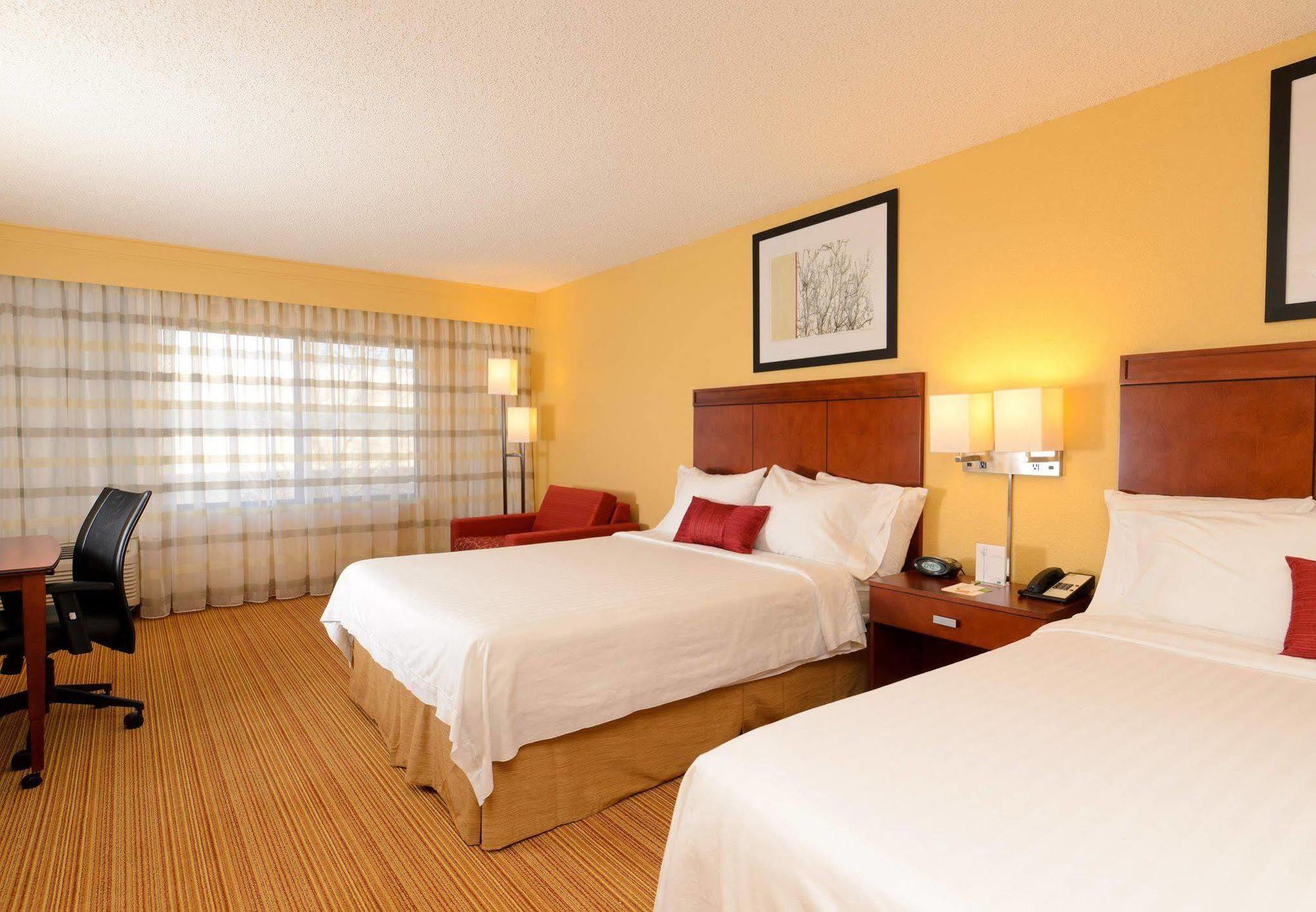 Courtyard By Marriott Hagerstown Hotel Ngoại thất bức ảnh